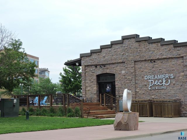 421 N Phillips Ave Apt 406, Sioux Falls, SD 57104