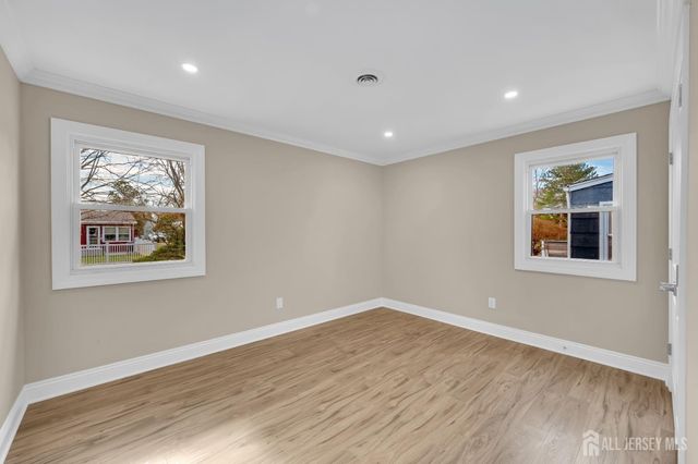 3 Pembroke Lane, Toms River, NJ 08757