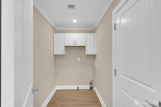 3 Pembroke Lane, Toms River, NJ 08757