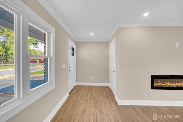 3 Pembroke Lane, Toms River, NJ 08757