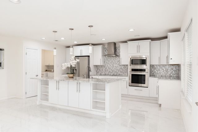 215 Countryside Drive, Arlington, TX 76014