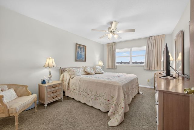 111 Shore Court 301, North Palm Beach, FL 33408