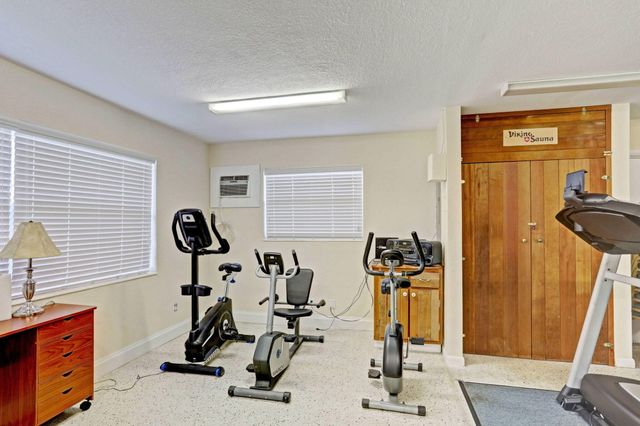 111 Shore Court 301, North Palm Beach, FL 33408