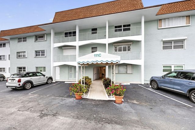 111 Shore Court 301, North Palm Beach, FL 33408