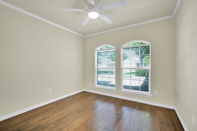 1631 Ross Drive, Midlothian, TX 76065