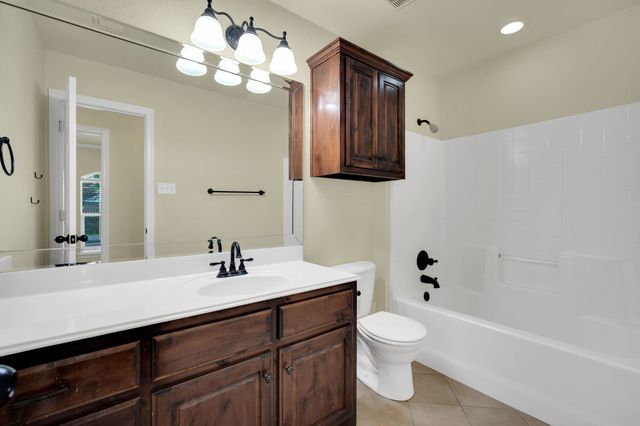 1631 Ross Drive, Midlothian, TX 76065