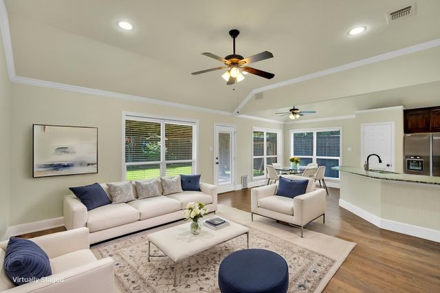 1631 Ross Drive, Midlothian, TX 76065