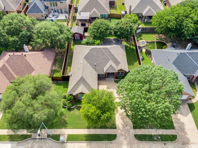 1631 Ross Drive, Midlothian, TX 76065
