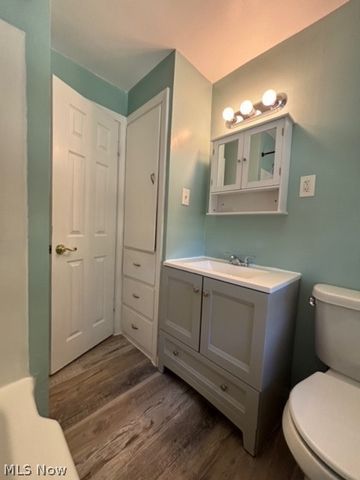 847 Lloyd Road, Wickliffe, OH 44092