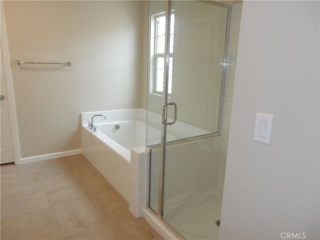 460 N Pinewood, Rialto, CA 92376