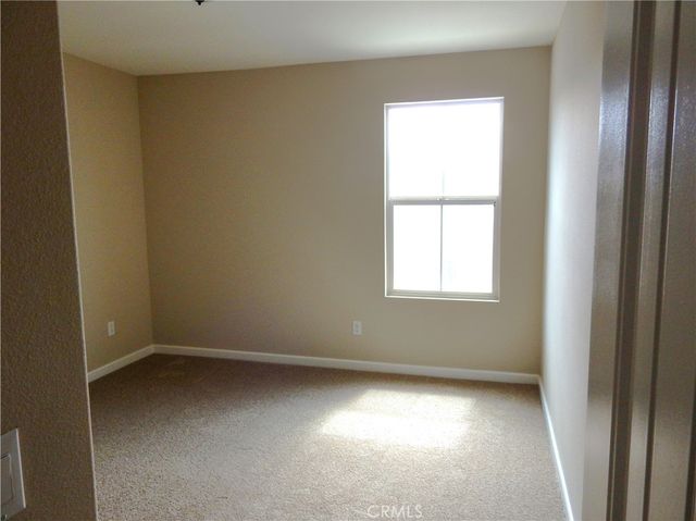 460 N Pinewood, Rialto, CA 92376