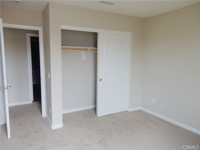 460 N Pinewood, Rialto, CA 92376