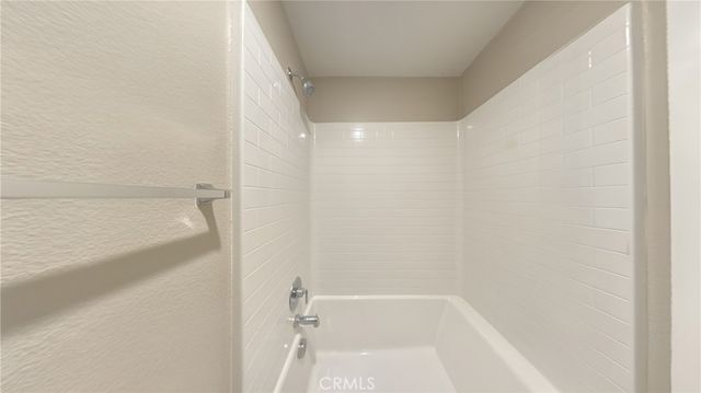 460 N Pinewood, Rialto, CA 92376