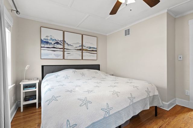 31 Howe St, Quincy, MA 02169