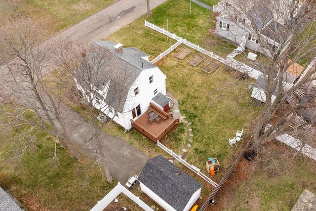 31 Howe St, Quincy, MA 02169