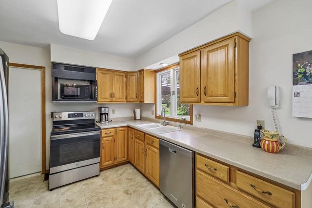 3745 Elna Road, Madison, WI 53718