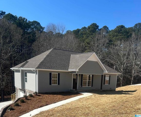 821 LAKESHORE CIRCLE, Warrior, AL 35180