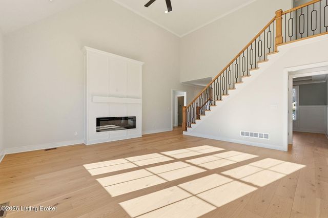 17614 Fox Spring Way, Louisville, KY 40245