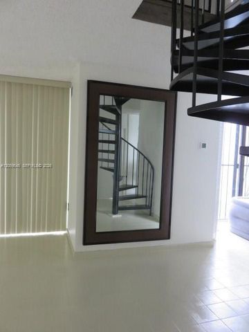 12300 SW 18 Te 0, Miami, FL 33175