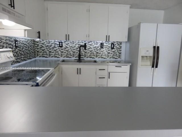 12300 SW 18 Te 0, Miami, FL 33175