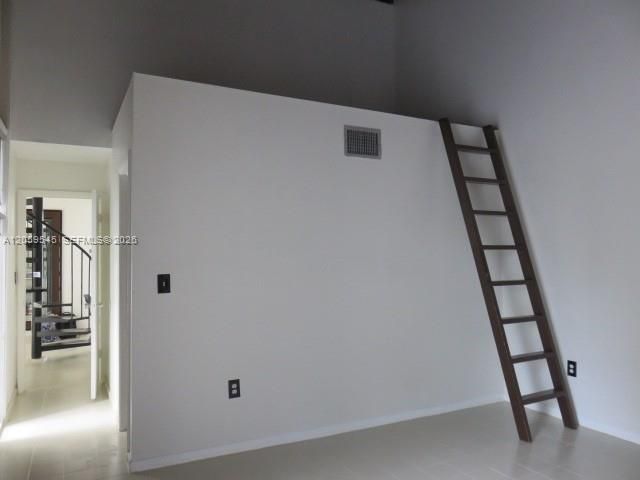 12300 SW 18 Te 0, Miami, FL 33175