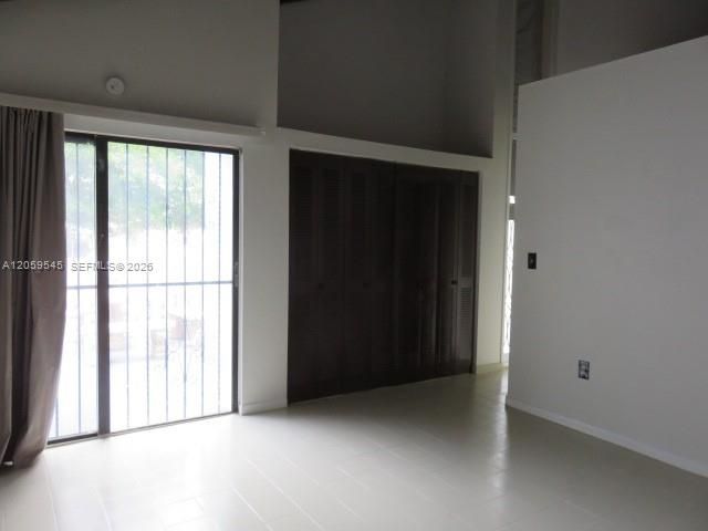 12300 SW 18 Te 0, Miami, FL 33175