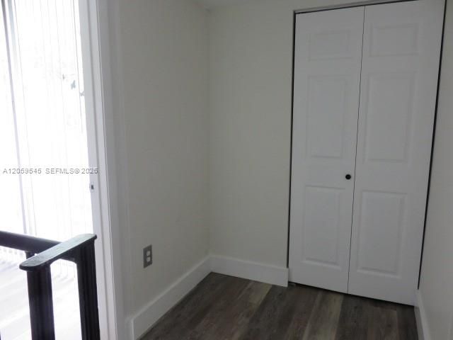 12300 SW 18 Te 0, Miami, FL 33175