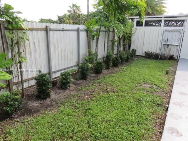 12300 SW 18 Te 0, Miami, FL 33175