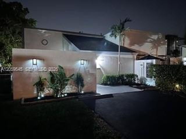 12300 SW 18 Te 0, Miami, FL 33175