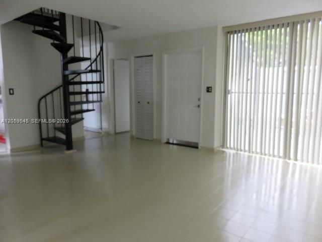 12300 SW 18 Te 0, Miami, FL 33175