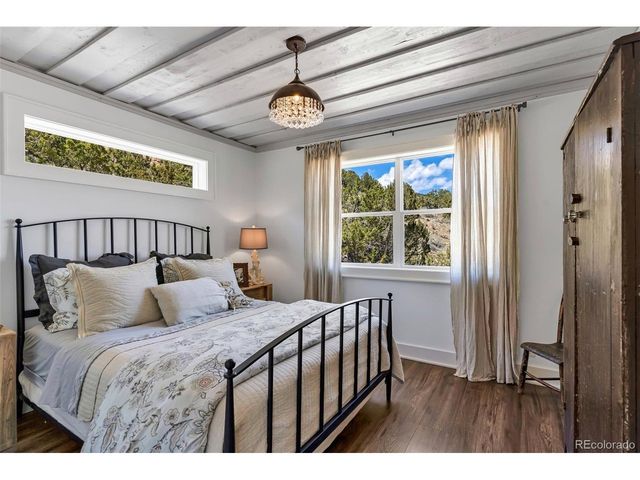 620 Foothills Dr, Canon City, CO 81212