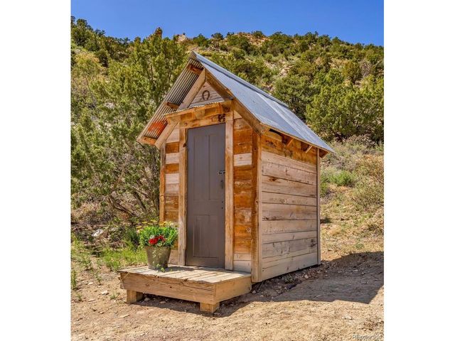 620 Foothills Dr, Canon City, CO 81212