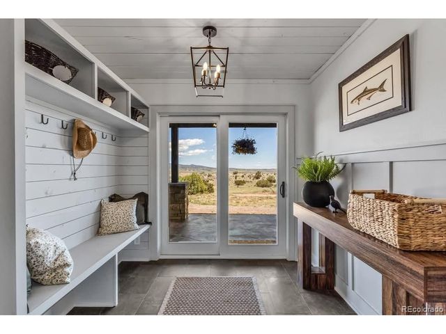 620 Foothills Dr, Canon City, CO 81212