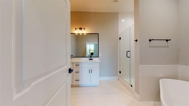 806 E 39th Street A, Houston, TX 77022