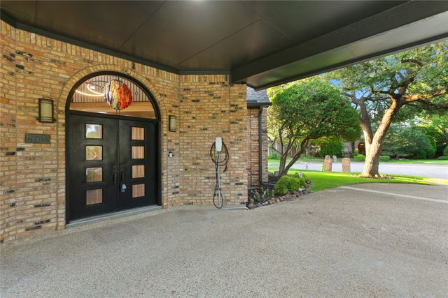 6701 Leslie Court, Plano, TX 75023