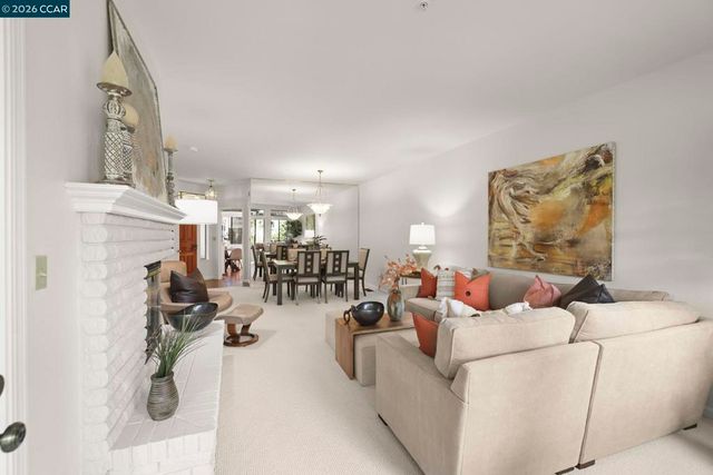 5593 Terra Granada Dr 3A, Walnut Creek, CA 94595