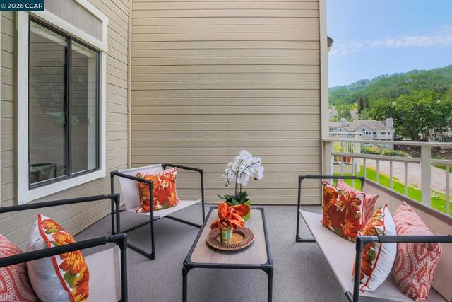 5593 Terra Granada Dr 3A, Walnut Creek, CA 94595