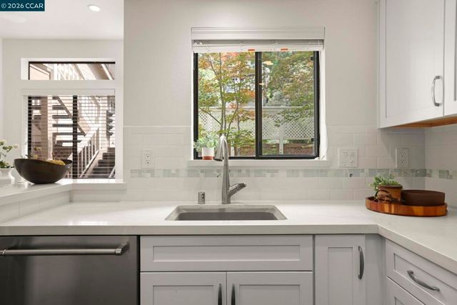 5593 Terra Granada Dr 3A, Walnut Creek, CA 94595