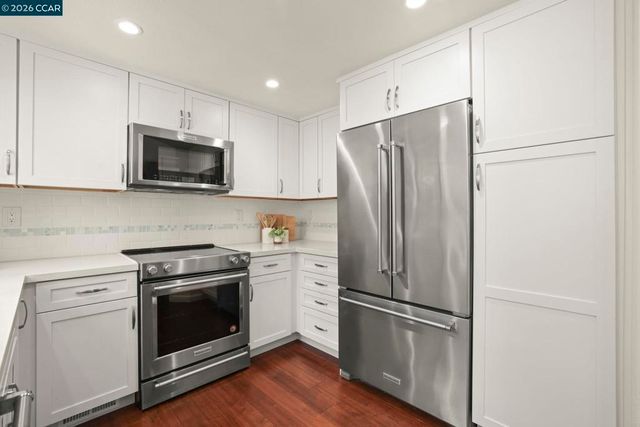 5593 Terra Granada Dr 3A, Walnut Creek, CA 94595