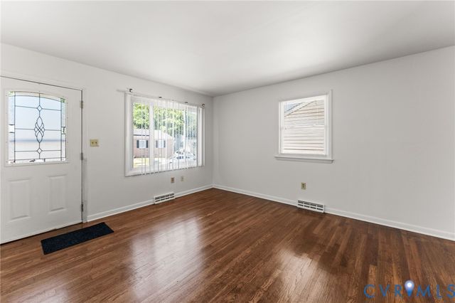1816 Dublin St, Hopewell, VA 23860