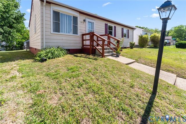 1816 Dublin St, Hopewell, VA 23860