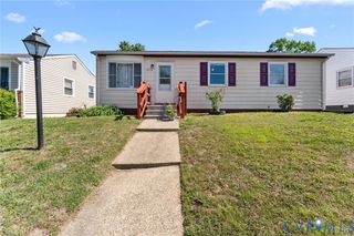 1816 Dublin St, Hopewell, VA 23860