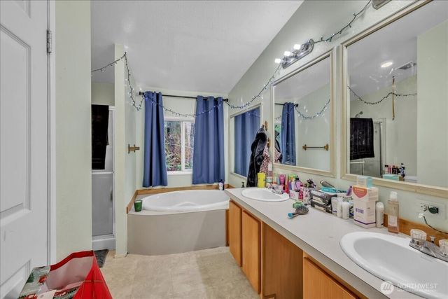 5 Cherokee Place, Copalis Beach, WA 98535