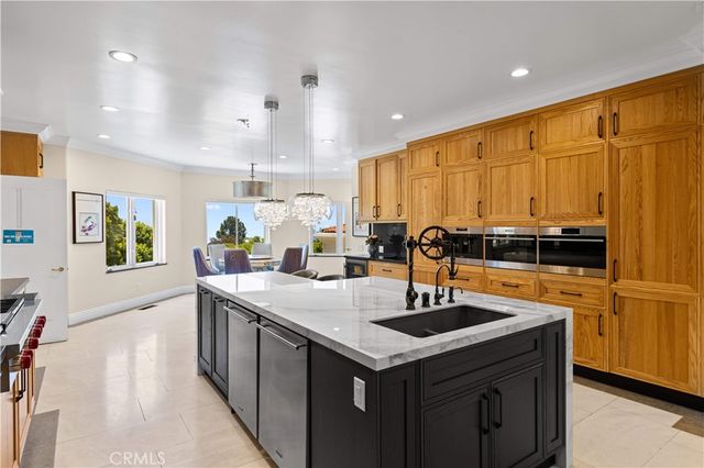 2228 Via Cerritos, Palos Verdes Estates, CA 90274