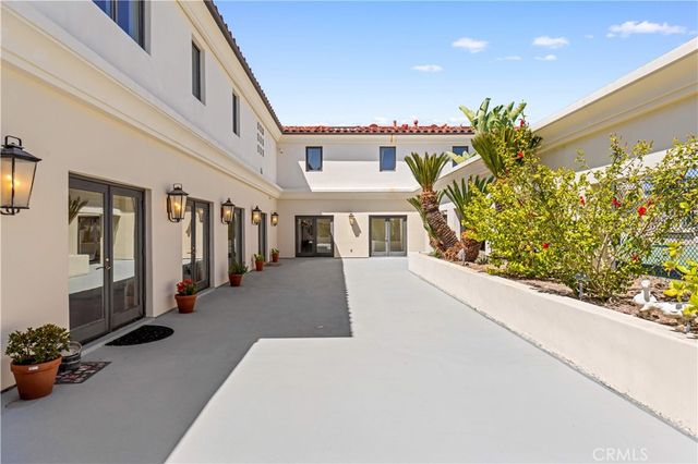 2228 Via Cerritos, Palos Verdes Estates, CA 90274