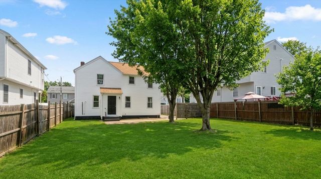 191 Laconia St, Springfield, MA 01129