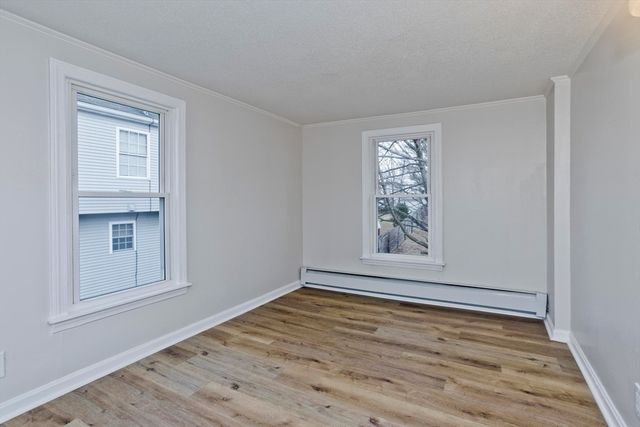 191 Laconia St, Springfield, MA 01129