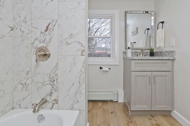 191 Laconia St, Springfield, MA 01129