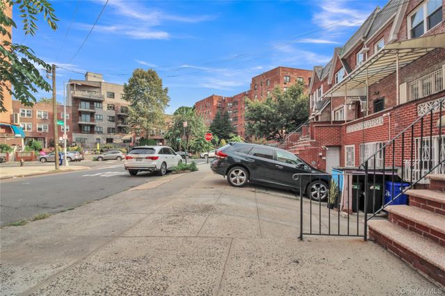 5222 Van Loon Street, Elmhurst, NY 11373