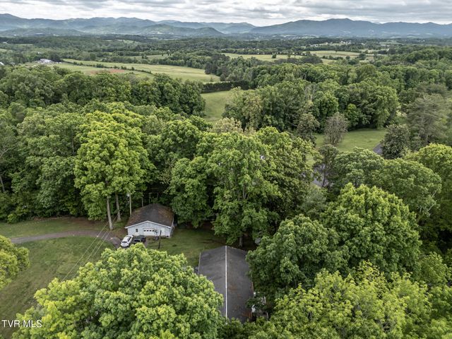 290 Wooded Heights, Greeneville, TN 37743